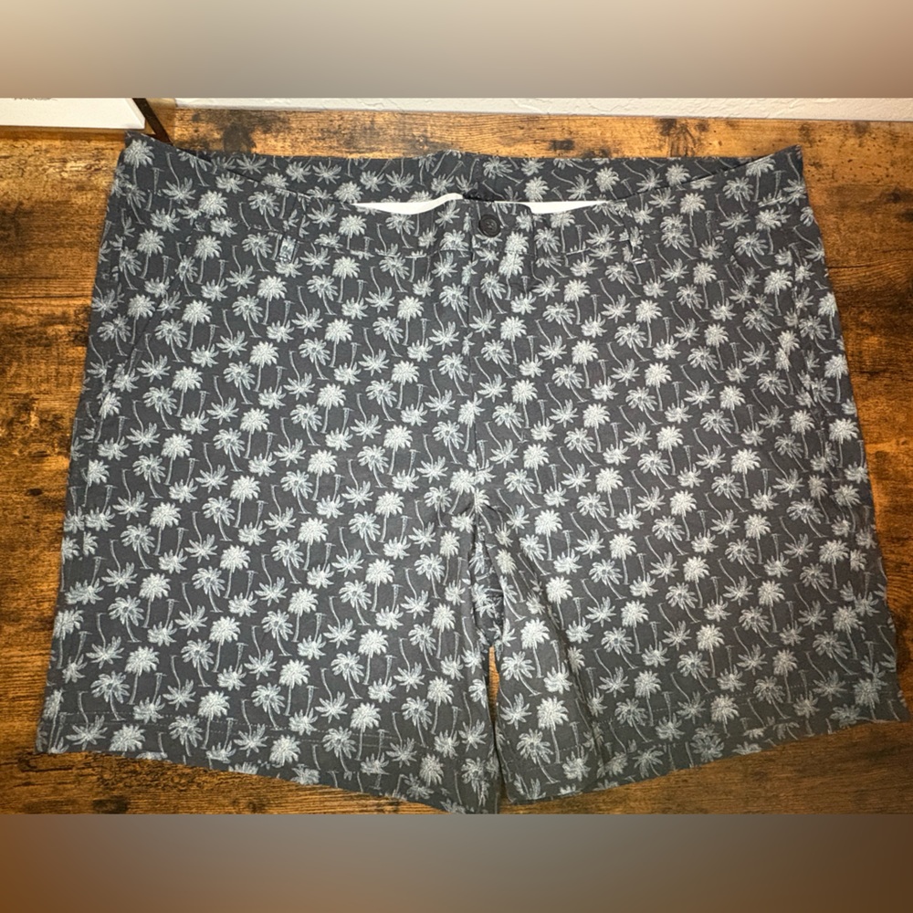 All in Motion like new shorts. Size XXL. Palm Tree Print Shorts